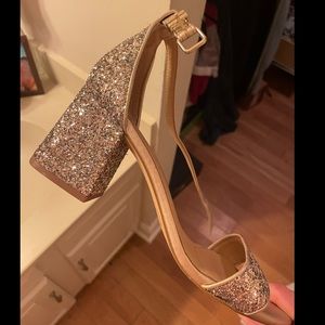 Sparkly Thick Heel Gianni Bini Heel✨✨✨